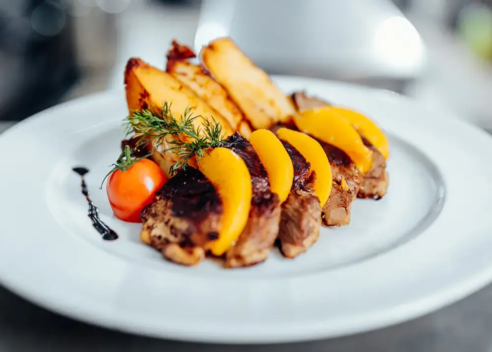 Niagara dining